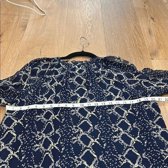 Diane Von Furstenberg Navy, White and Yellow Blouse, Size 10 - Picture 10 of 10